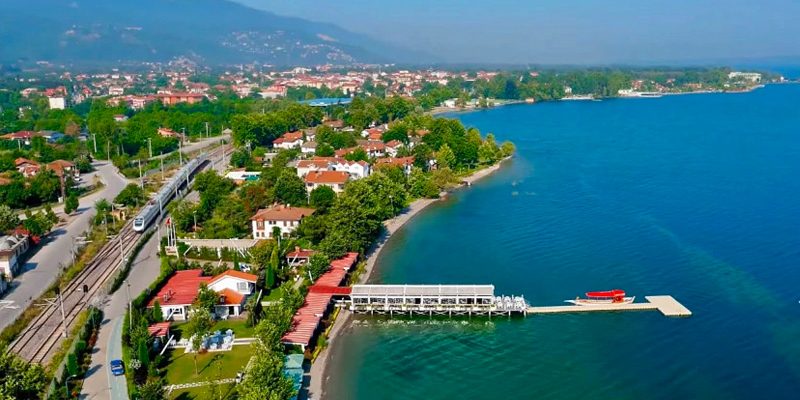 Sapanca Gölü ve konaklama tesisleri